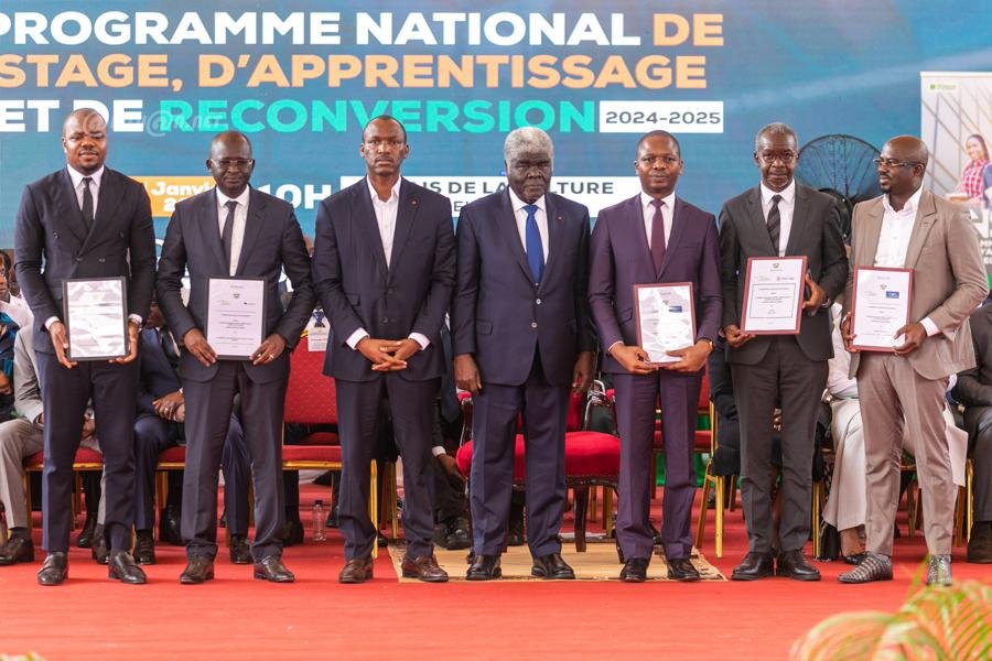 Côte d'Ivoire/ Employabilité des jeunes:  lancement du programme national de Stage, d'Apprentissage et de Reconversion pour la période 2024-2025