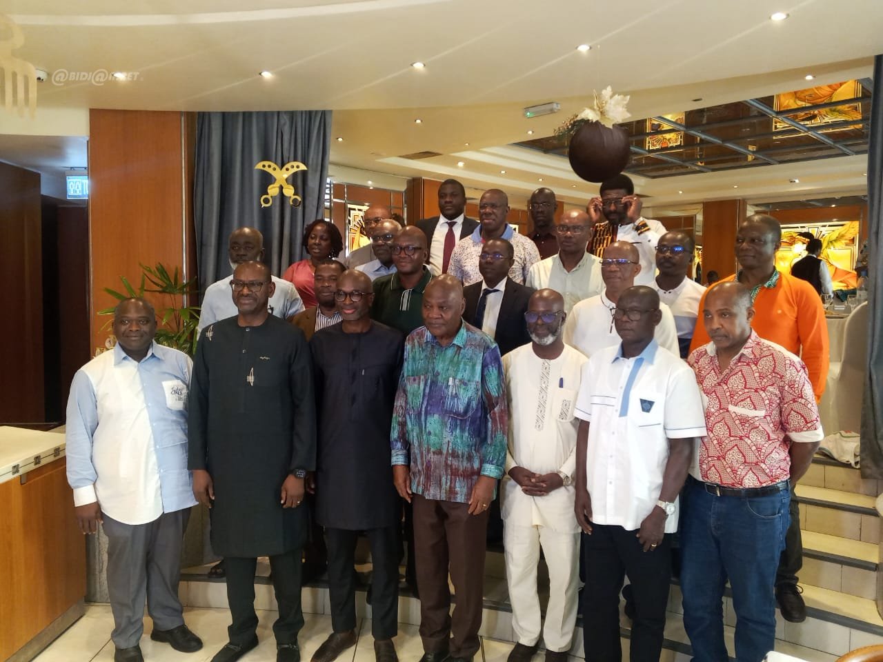 Côte d'Ivoire/ Enseignement supérieur: des anciens élèves ingénieurs de l'ENIS de l'INP-HB célèbrent leur formateur Amon d'Aby