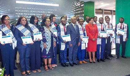 Côte d'Ivoire/ Gouvernance: remise de diplômes à 120 jeunes du projet PAGDS formés en gestion financière et passation des marchés publics 