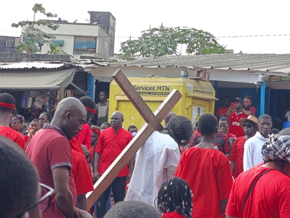 Côte d'Ivoire : La passion du Christ célébrée dans la ferveur et la spiritualité, le vendredi saint
