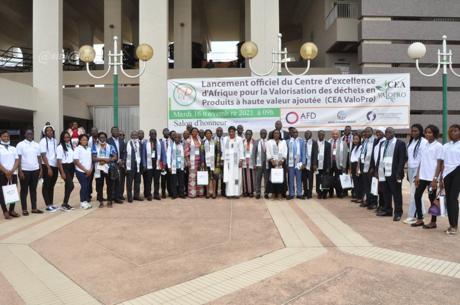Côte d'Ivoire : lancement des activités du Centre d'Excellence Africain pour la Valorisation des déchets en Produits à haute valeur ajoutée (CEA- ValoPro)