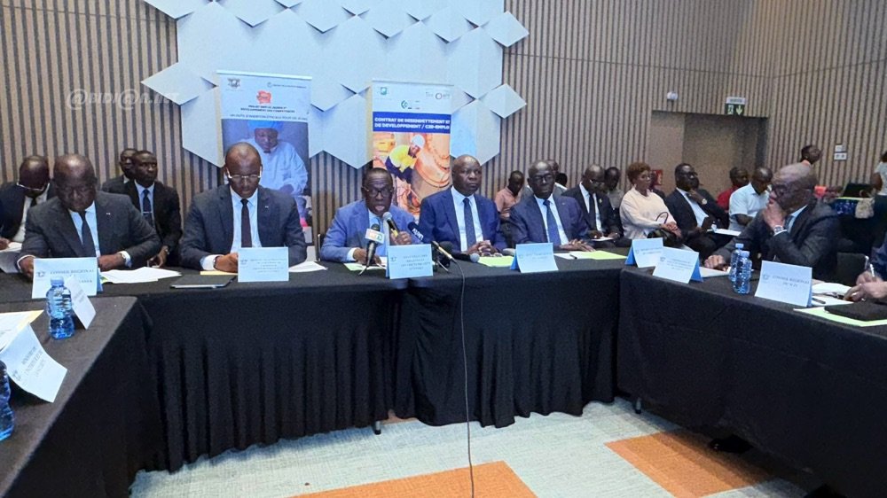 Côte d'Ivoire : le ministre Touré Mamadou échange avec des responsables de collectivités territoriales sur l'insertion professionnelle des jeunes