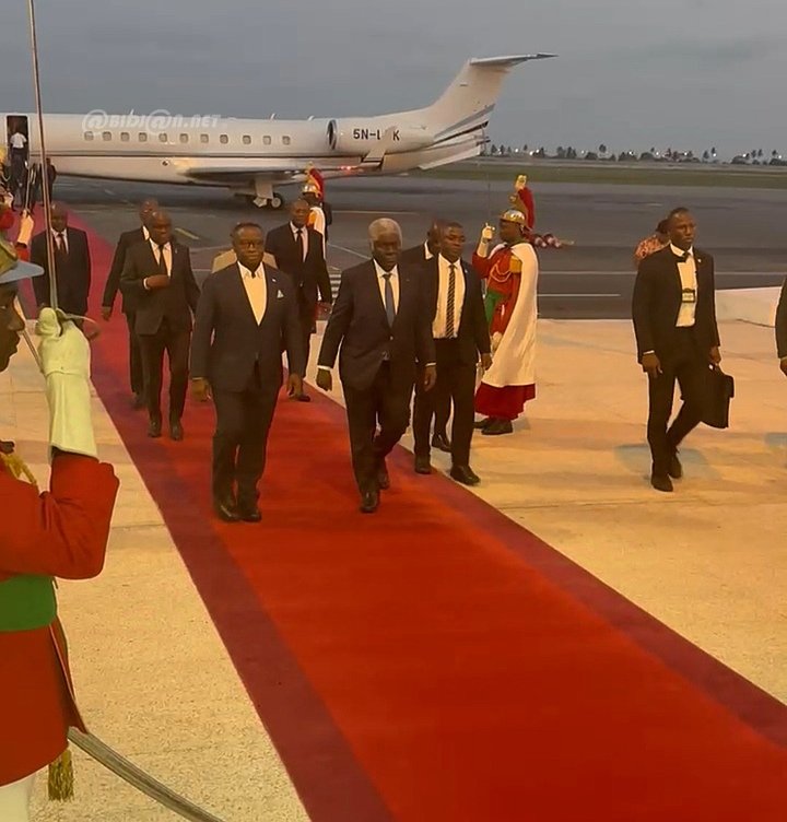 Côte d'Ivoire : Le Président Sierra-Léonais Julius Maada Wonie Bio est arrivé en soirée , ce dimanche , à Abidjan pour l'investiture du Président Alassane Ouattara