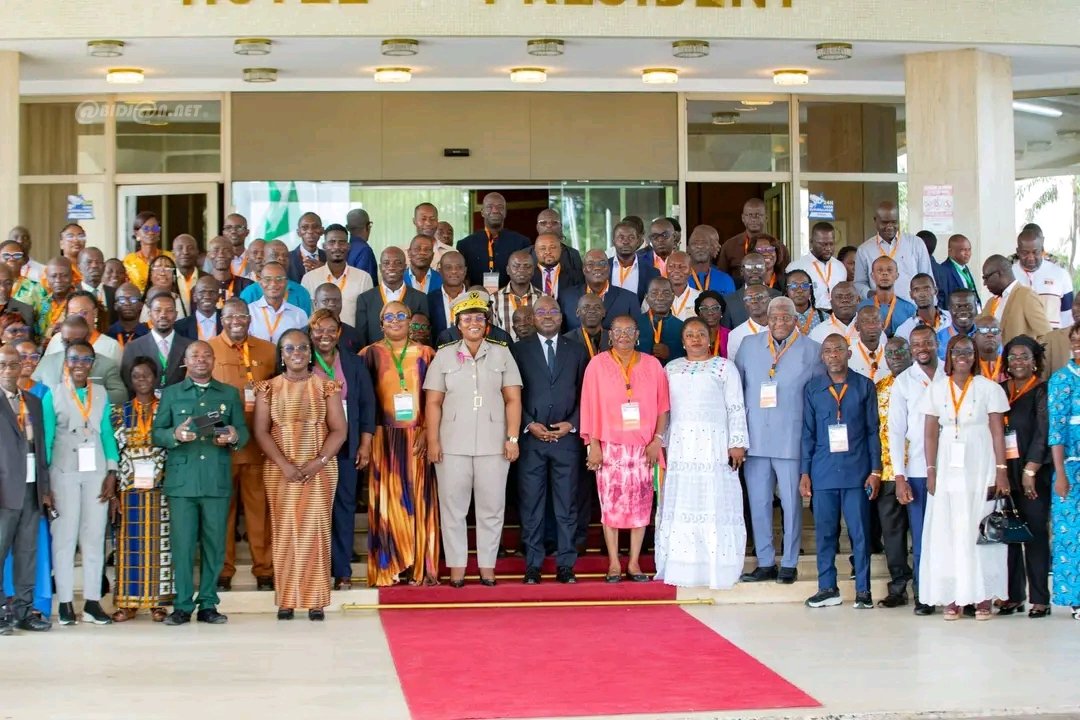 Côte d'Ivoire: présentation d'un logiciel pour accélérer la numérisation des registres de l'État civil 