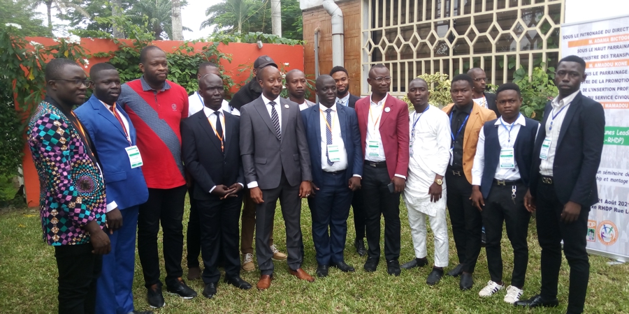 Côte d'Ivoire: une centaine de jeunes du collectif des jeunes leaders du RHDP formés en leadership et au montage de projets