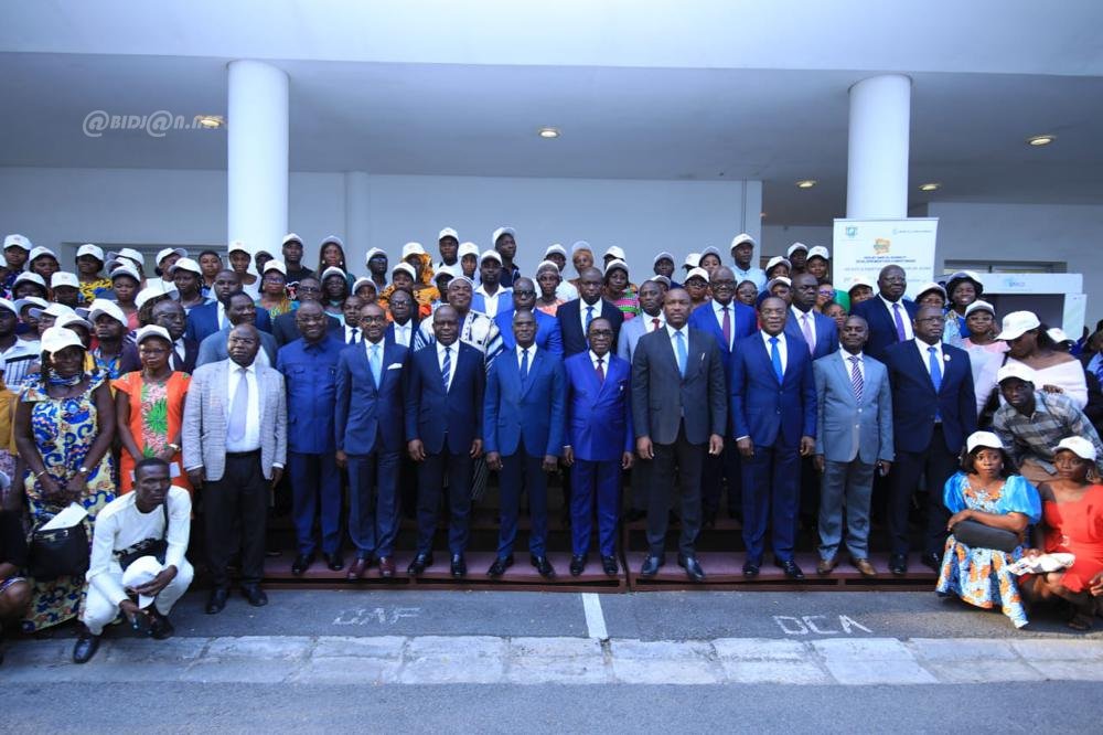 Côte d’Ivoire : 24 régions et Districts bénéficient de 32 milliards de Francs CFA pour l'insertion de 68 000 jeunes