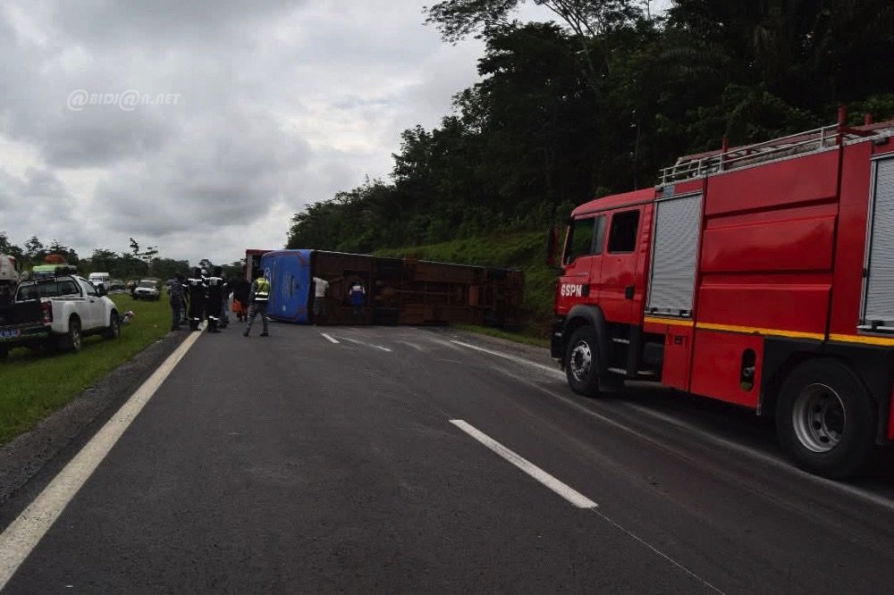 Côte d’Ivoire : 57 victimes dont 11 blessés graves dans la sortie de route d’un car de transport sur l’autoroute du Nord (Pompiers)