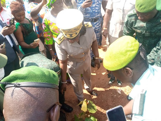 Le directeur départemental des Eaux et Forêts de Bongouanou encourage les populations à planter des arbres tout au long de l’année