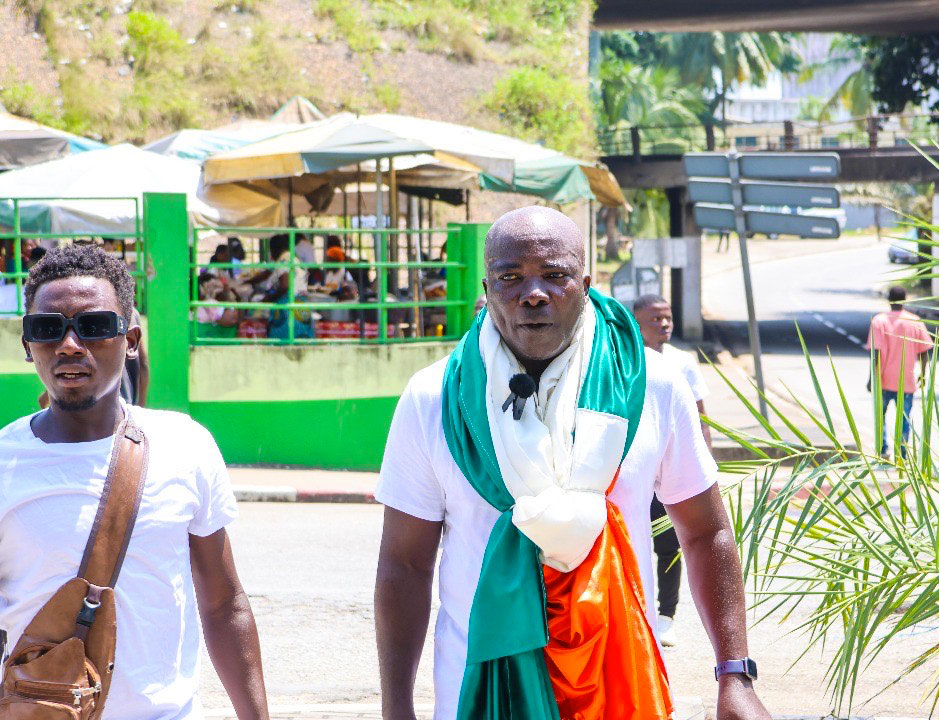Côte d’Ivoire : Gnangbo Kacou termine sa longue marche pour la paix et lance un appel à la réconciliation nationale