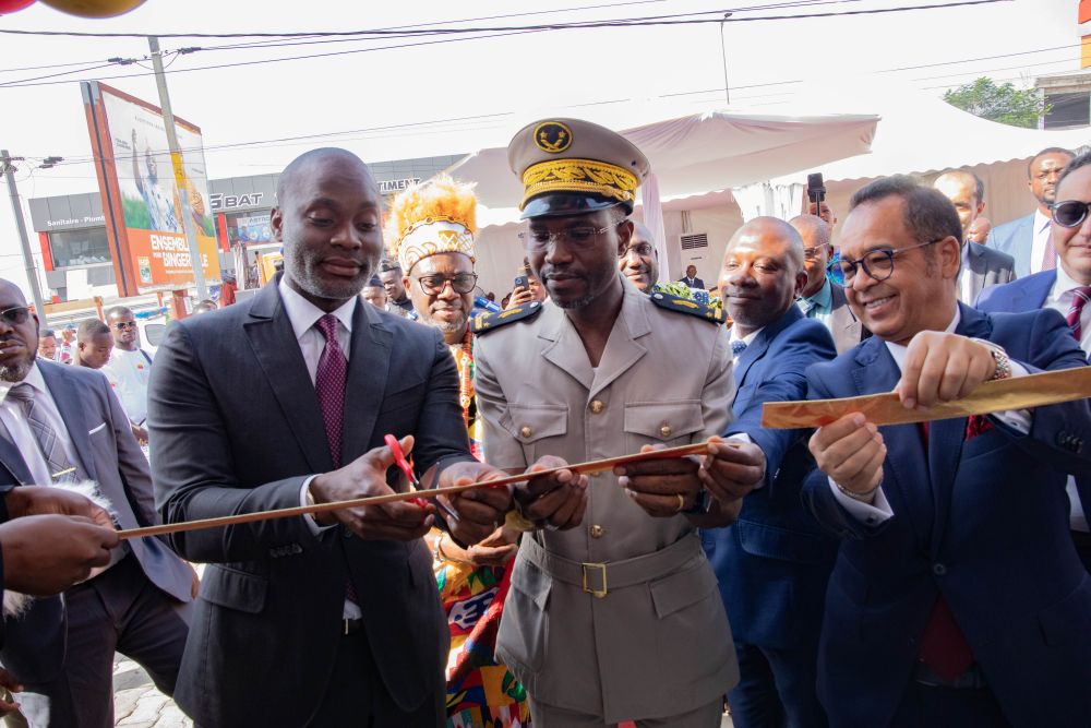 Côte d’Ivoire : la SIB inaugure à Bingerville une agence 100 % solaire et confirme son engagement pour une croissance durable