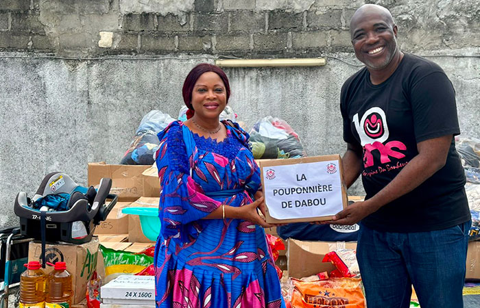 Côte Divoire Lassociation Caritative Les Zinzins Du Bonheur Fait Des Dons à Des Associations