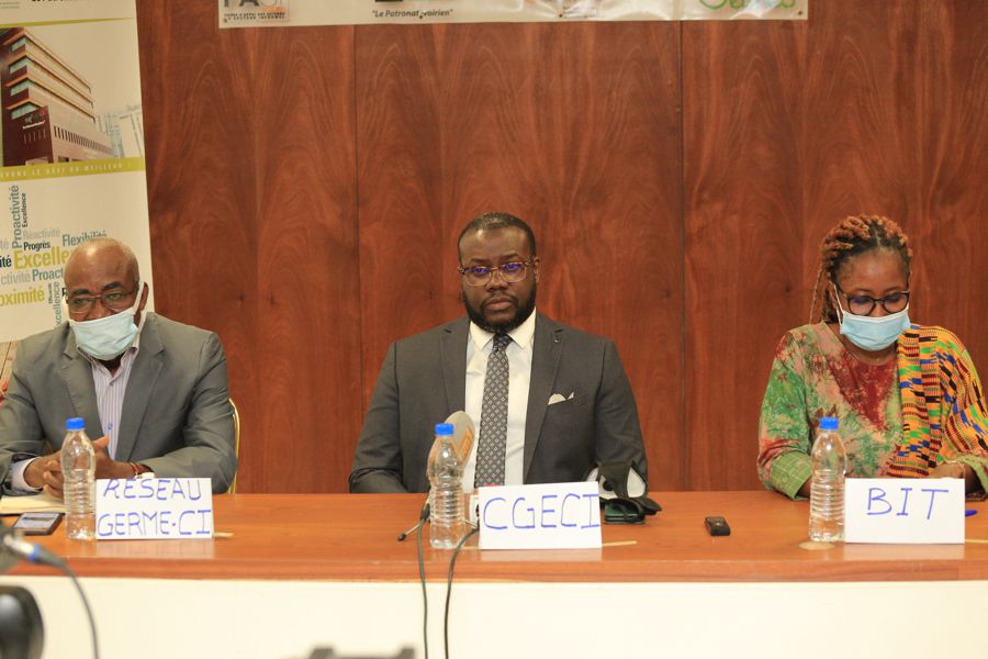escaleren belediging Mens Côte d'Ivoire : le Bureau International du Travail (BIT) renforce les  capacités des formateurs du réseau GERME sur la formalisation d'une  entreprise - Abidjan.net News