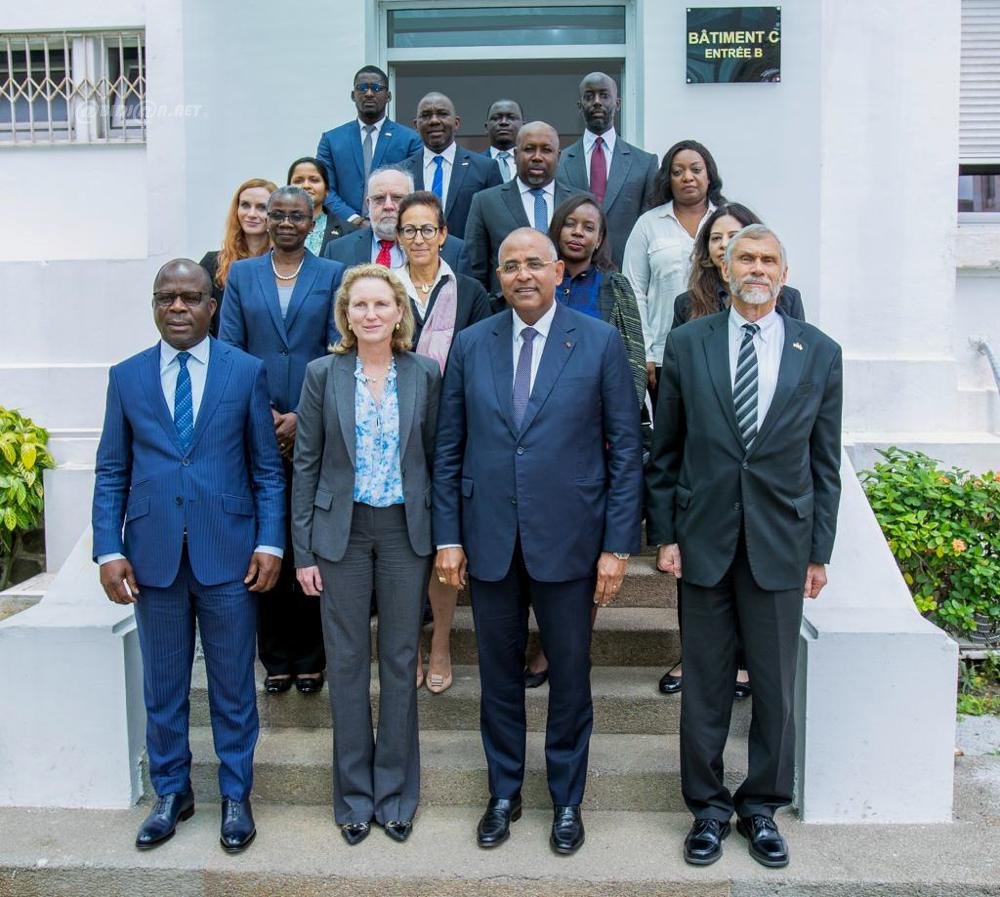 Coopération : la Vice-Administratrice de l'USAID chargée des politiques et des programmes reçue en audience par le Premier Ministre Patrick Achi