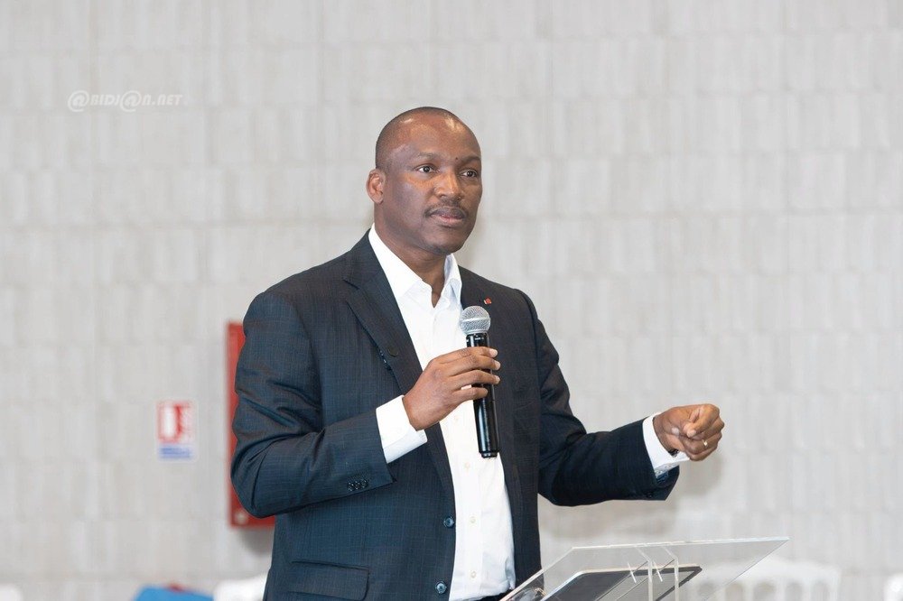 Côte d’Ivoire: le président du Conseil régional du Haut-Sassandra présente un bilan de 17 milliards de FCFA à la diaspora à Paris