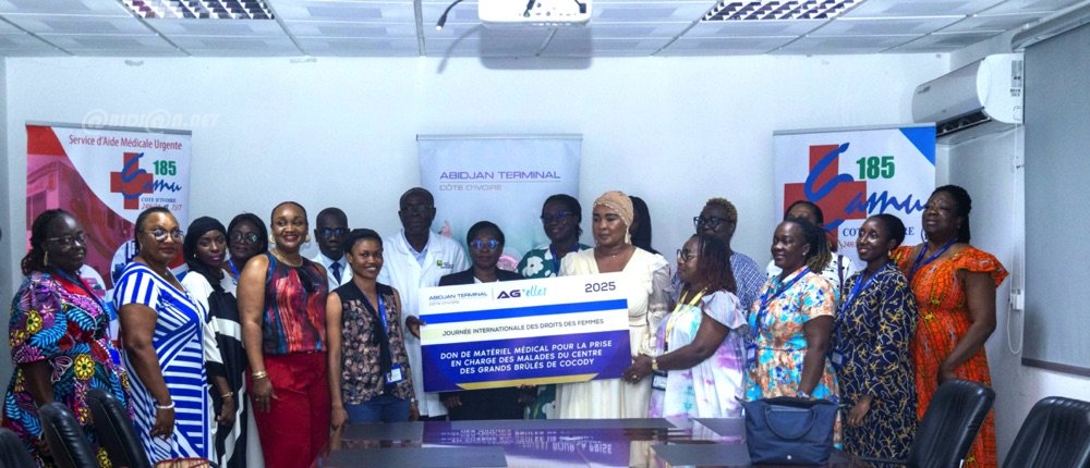 Côte d’Ivoire : Les collaboratrices d’AGL et de ses filiales ivoiriennes manifestent leurs solidarité au centre des grands brulés d’Abidjan
