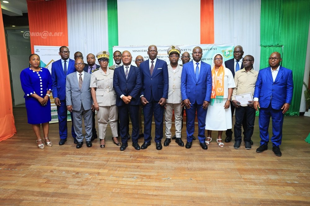 Côte d’Ivoire/ Prix d’excellence 2025: les meilleurs acteurs au développement communautaire et de l’économie récompensés