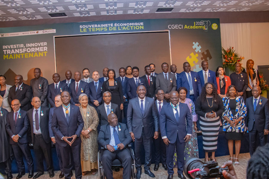 Côte d’Ivoire/Promotion de l’excellence : 56 personnalités des secteurs privés et publics distinguées dans l’Ordre du Mérite commercial et industriel