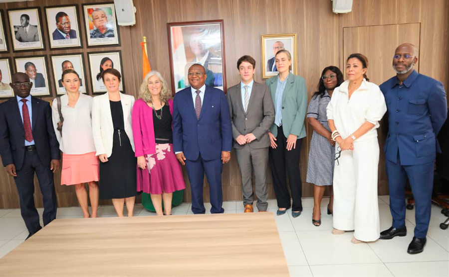 Médias sociaux/EnLigneTousResponsables : Amadou Coulibaly échange avec des partenaires techniques