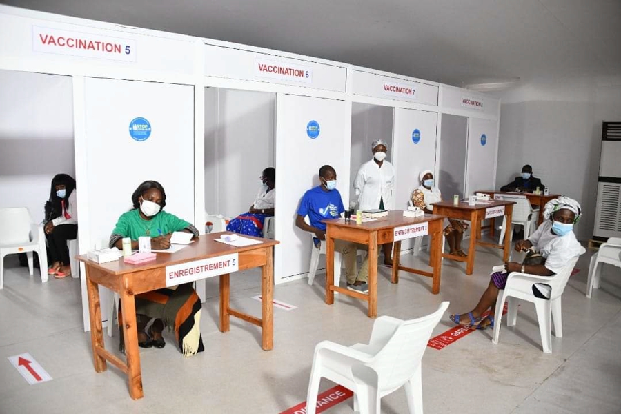 Quatre millions de personnes complètement vaccinées, un an après le lancement de la vaccination en Côte d’Ivoire (OMS)
