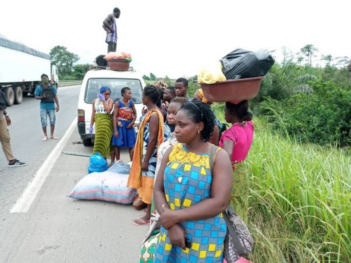 Covid-19: La police intercepte plusieurs véhicules pour violation du dispositif d’isolement du Grand Abidjan