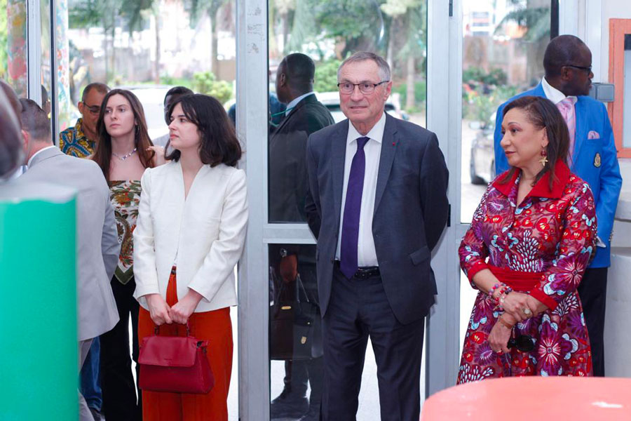 Culture et Francophonie : l'Envoyé personnel du Président Français, Jean-Marie Bockel visite le Musée des Civilisations de Côte d'Ivoire