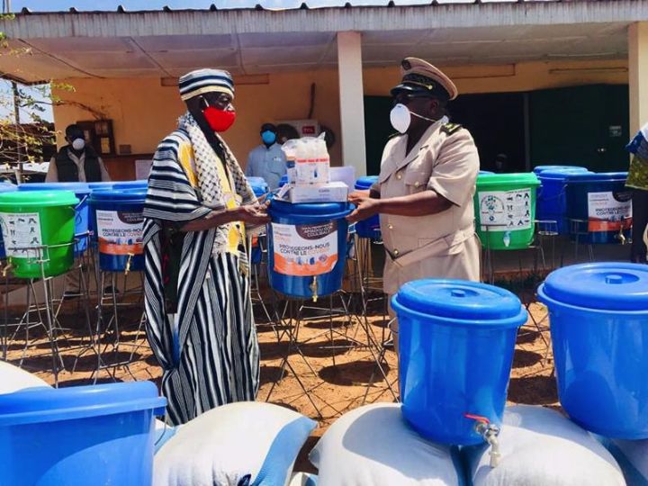 Lutte contre le COVID 19 : le premier ministre soutient les populations de Dianra (Nord)