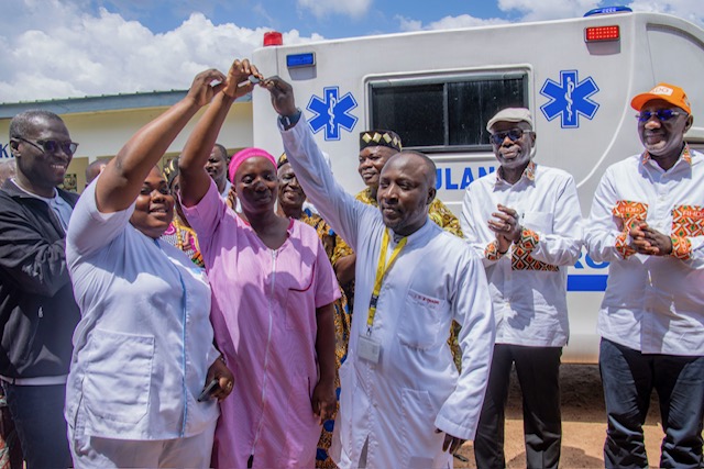 Les ministres Souleymane Diarrassouba et Augustin Thiam appellent les villages à voter Alassane Ouattara