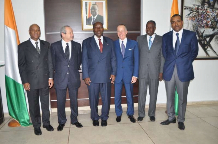 En marge de la sixième réunion annuelle conjointe UA/CEA : le premier ministre échange avec plusieurs personnalités