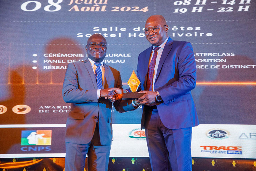 Côte d'Ivoire/ 3ème édition des Awards de la presse numérique:  Denis Charles Kouassi,  le DG de la CNPS distingué 