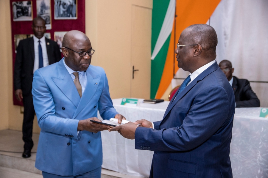 Départ volontaire à la retraite anticipée et reconversion : 305 militaires quittent les forces armées de Côte d’Ivoire