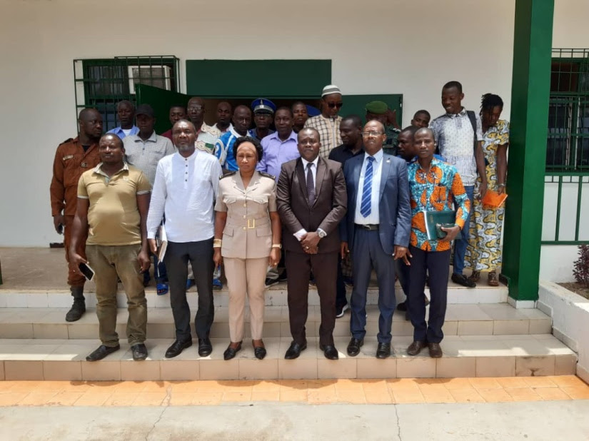 Des responsables administratifs et leaders communautaires de Djékanou instruits sur les missions du médiateur de la République