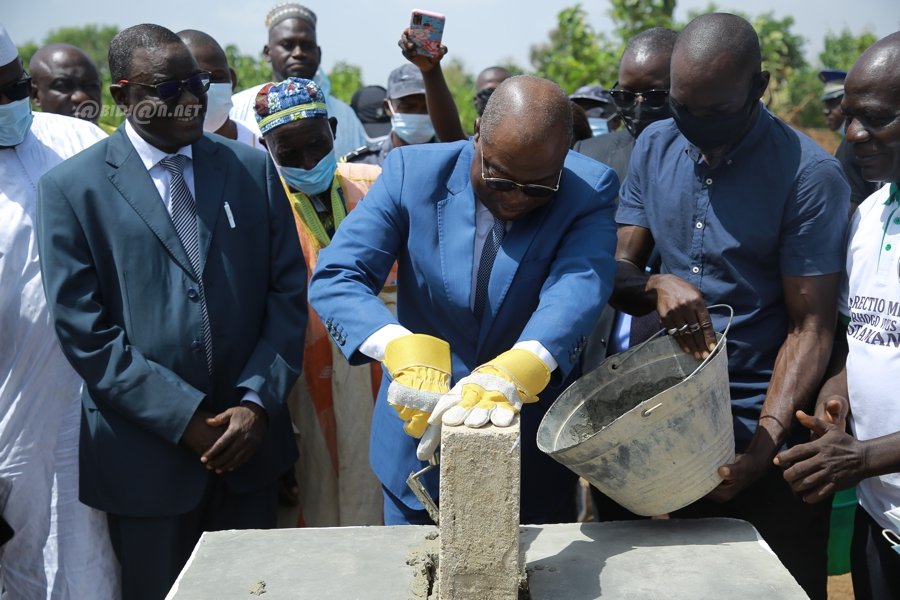 Développement du secteur avicole ivoirien : pose de la première pierre de l’abattoir de volaille à Korhogo