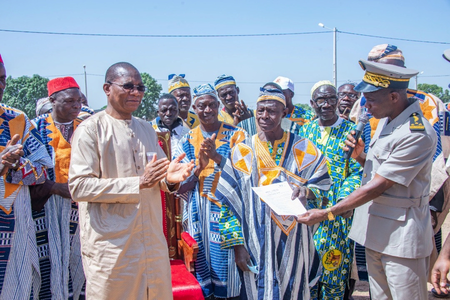 Développement local dans la Bagoué: de la lumière et un nouveau chef pour Mahalé