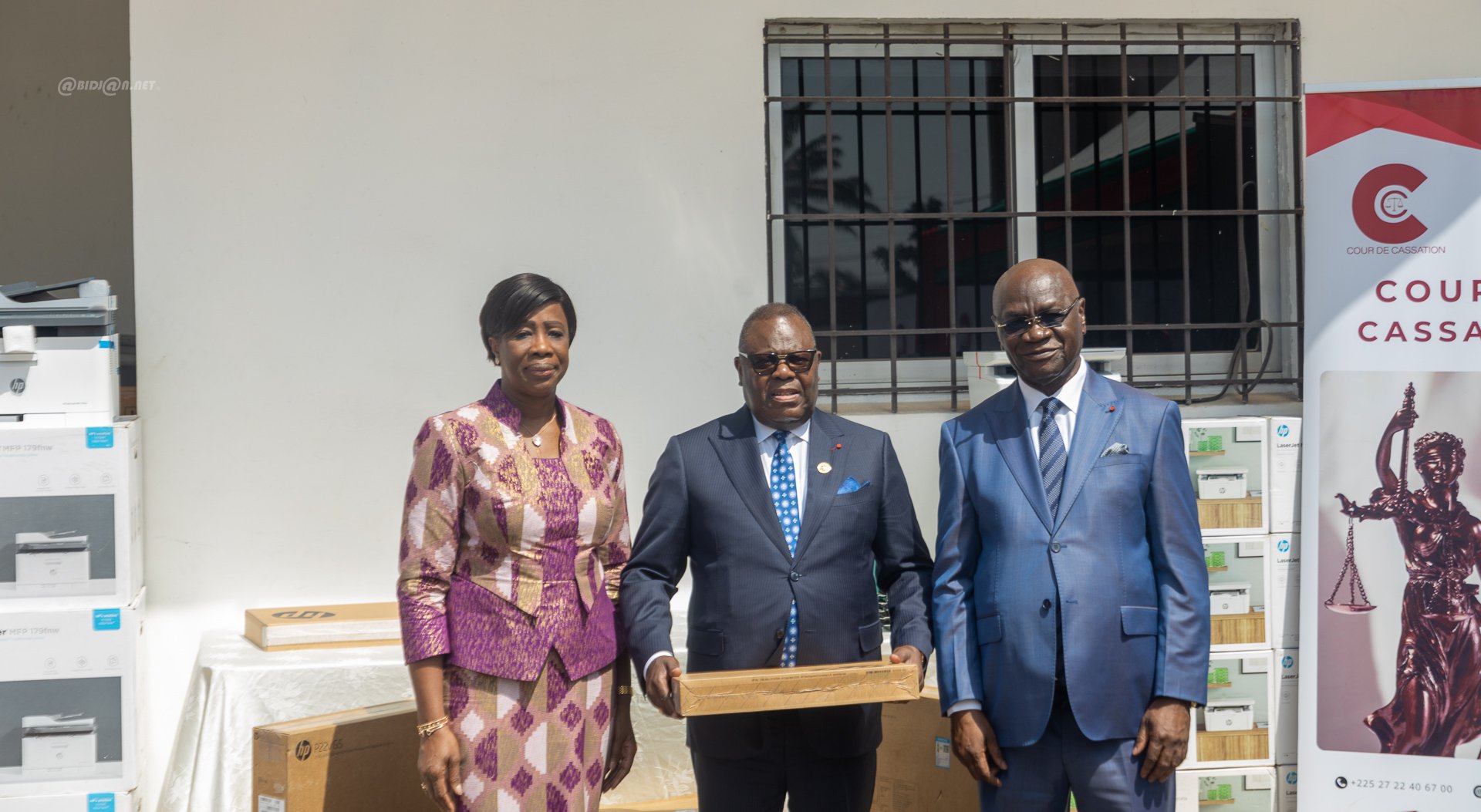 Côte d’Ivoire/Justice : la Cour de Cassation dotée d’un important lot de matériel informatique pour diffuser sa jurisprudence et améliorer le climat des Affaires