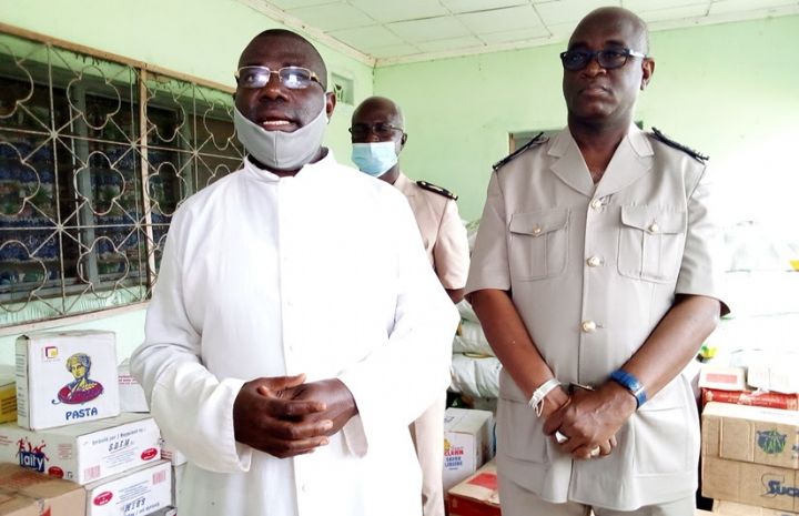 Des vivres et non-vivres du président Ouattara au diocèse de Gagnoa