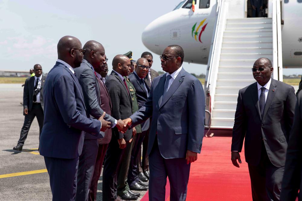 Diplomatie Arriv e Du Pr sident Macky Sall Abidjan Pour Une Visite Diplomatie Arriv e Du Pr sident Macky Sall Abidjan Pour Une Visite