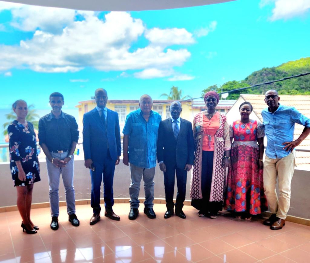 Diplomatie Visite De Travail Du Consulat Général De Côte Divoire à Paris à La Martinique 