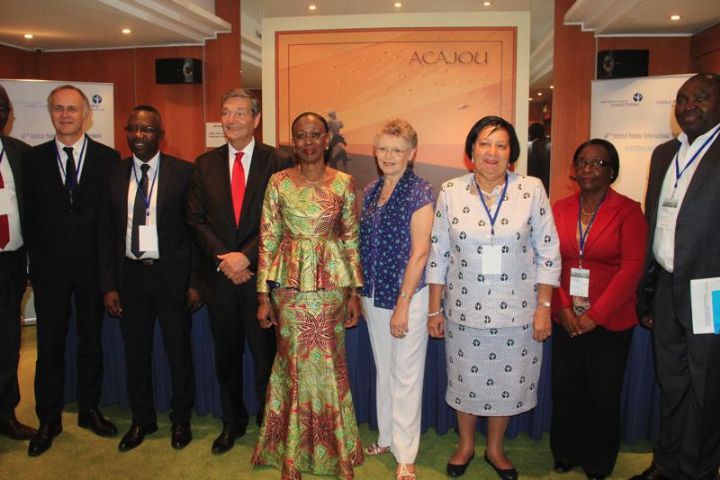 Plus de 100 directeurs et chercheurs des Instituts Pasteurs se concertent à Abidjan