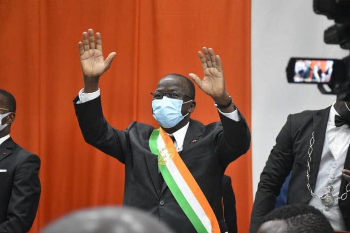 Fake news : la révolution numérique mérite un encadrement (Président Sénat)