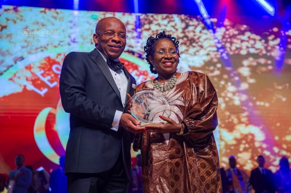 Distinction : le Prix Spécial de Dévouement dans le Tourisme décerné à Mme Maferima Diarrassouba