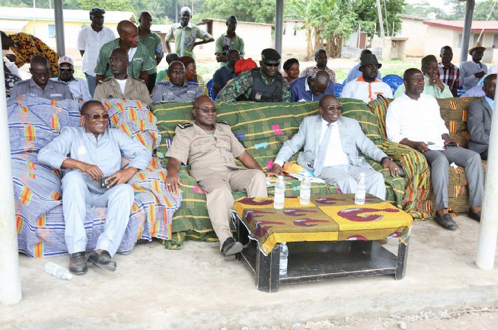 Lakota/Canton Opareko : Alassane Ouattara fait un don inoubliable