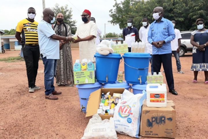 L’artiste comédien Soungari Koné solidaire des populations du département de Niakara
