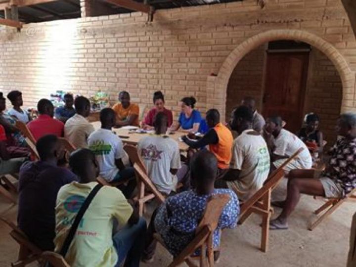 Education: un Centre de Loisir comprenant une Bibliothèque et une salle multimédia créé à Angamankro (Gbêkê)
