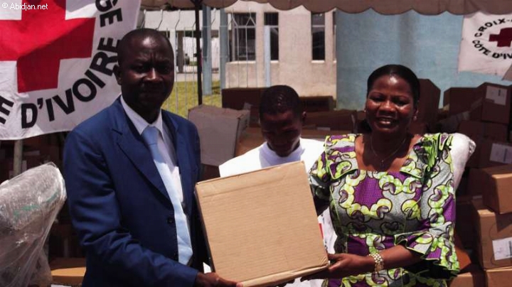 COVID-19: La Croix-Rouge fait des dons à des populations vulnérables de Guiglo