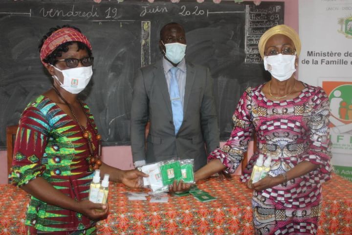 Dimbokro: la ministre Ramata Ly-Bakayoko visite les structures sous sa tutelle