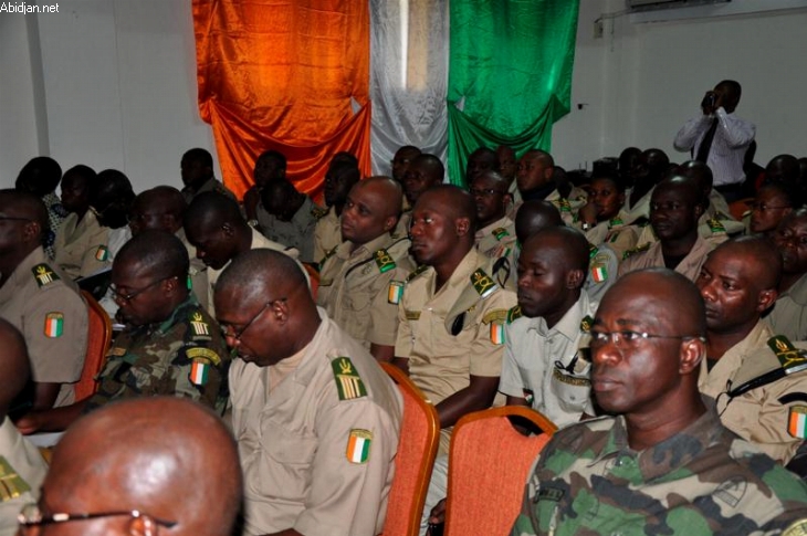 Douanes ivoiriennes: 2000 élèves sous-officiers attendent leur décret d’intégration