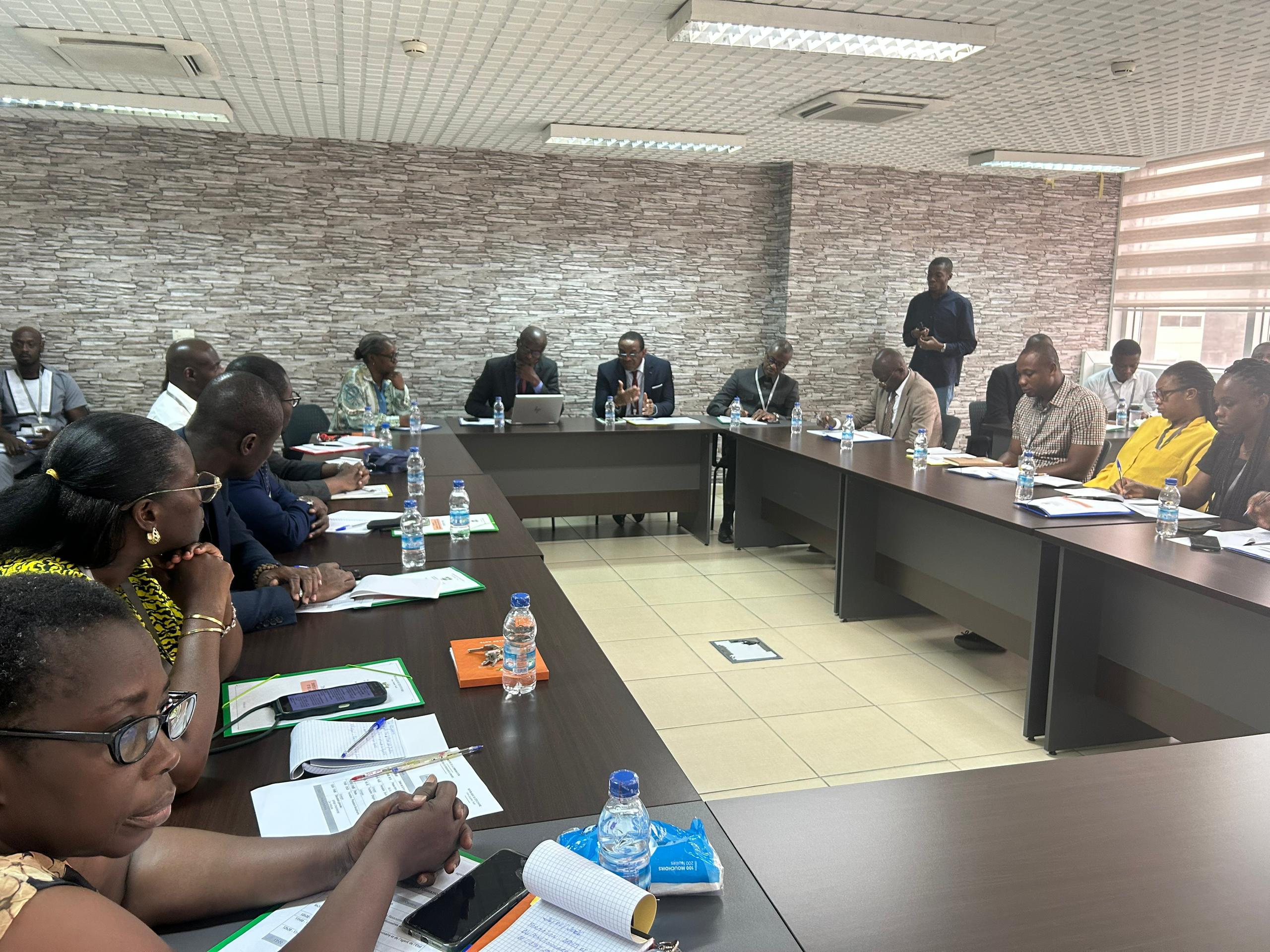 Droits et obligations des agents publics : le Ministère de la Communication forme son personnel