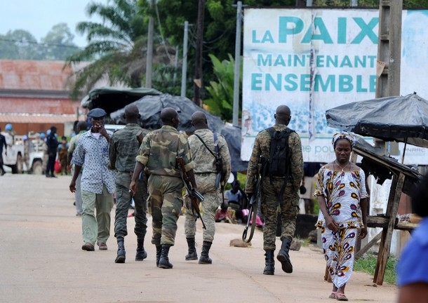 Côte d`Ivoire : des agriculteurs de l`ouest abandonnent leurs champs, craignant des attaques