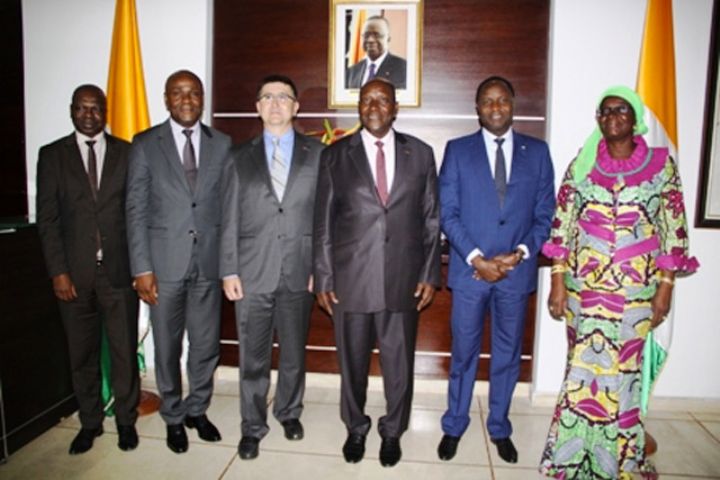 Cacao : le groupe Cemoi annonce l’ouverture prochaine d’une nouvelle chocolaterie au Premier ministre Duncan