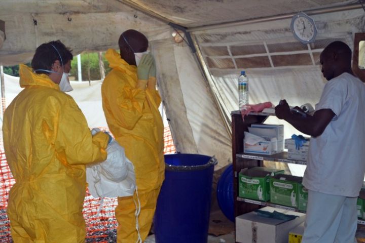 Un dialogue interministériel des ministres ouest-africains des finances et de la santé sur l’après Ebola s’ouvre à Abidjan